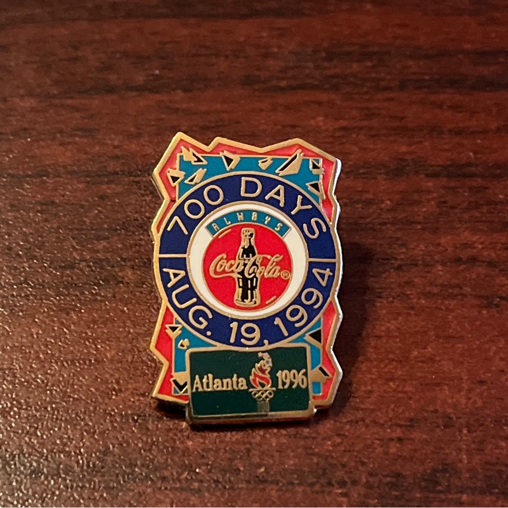 Vintage Coca-Cola Countdown To The 1996 Atlanta Olympics 700 Days Lapel Hat Pin